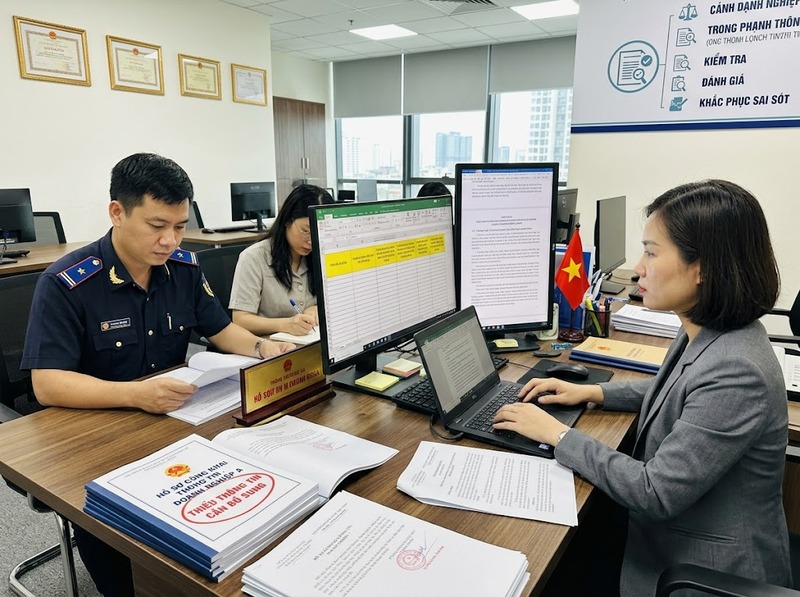 Không công khai thông tin đúng quy định có thể phát sinh hậu quả pháp lý nào?